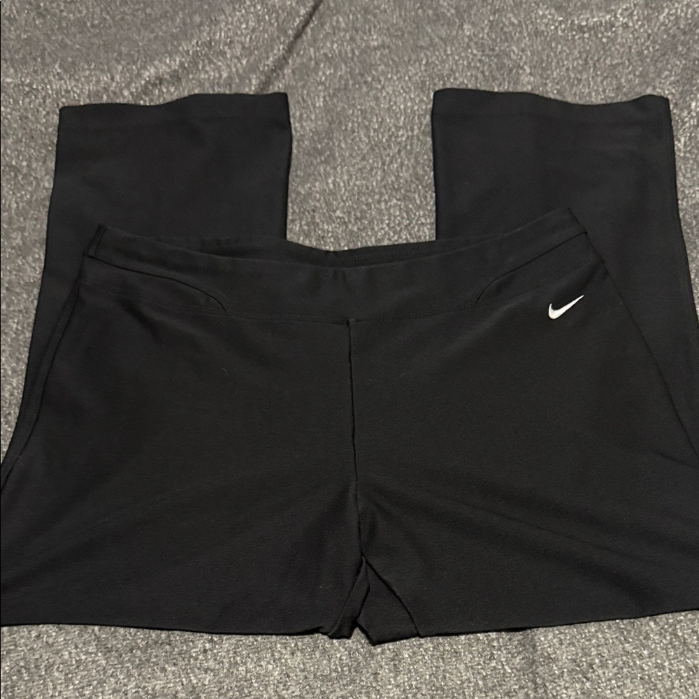 🖤 **Nike Dri-FIT Women’s Black Cropped Pants | Size M** - Picture 7 of 7